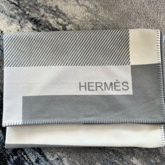 HERMÈS NEW 🎁 GIFTABLE Riviera Blanket Wool Cashmere Blanket - Picture 4 of 10